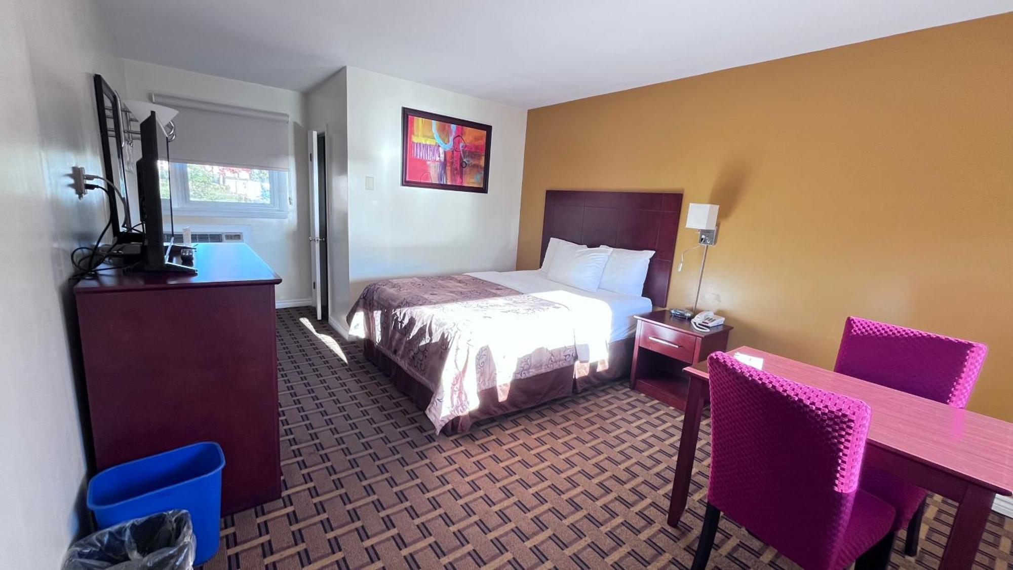 Park Place Motel & Suites Tweed Экстерьер фото