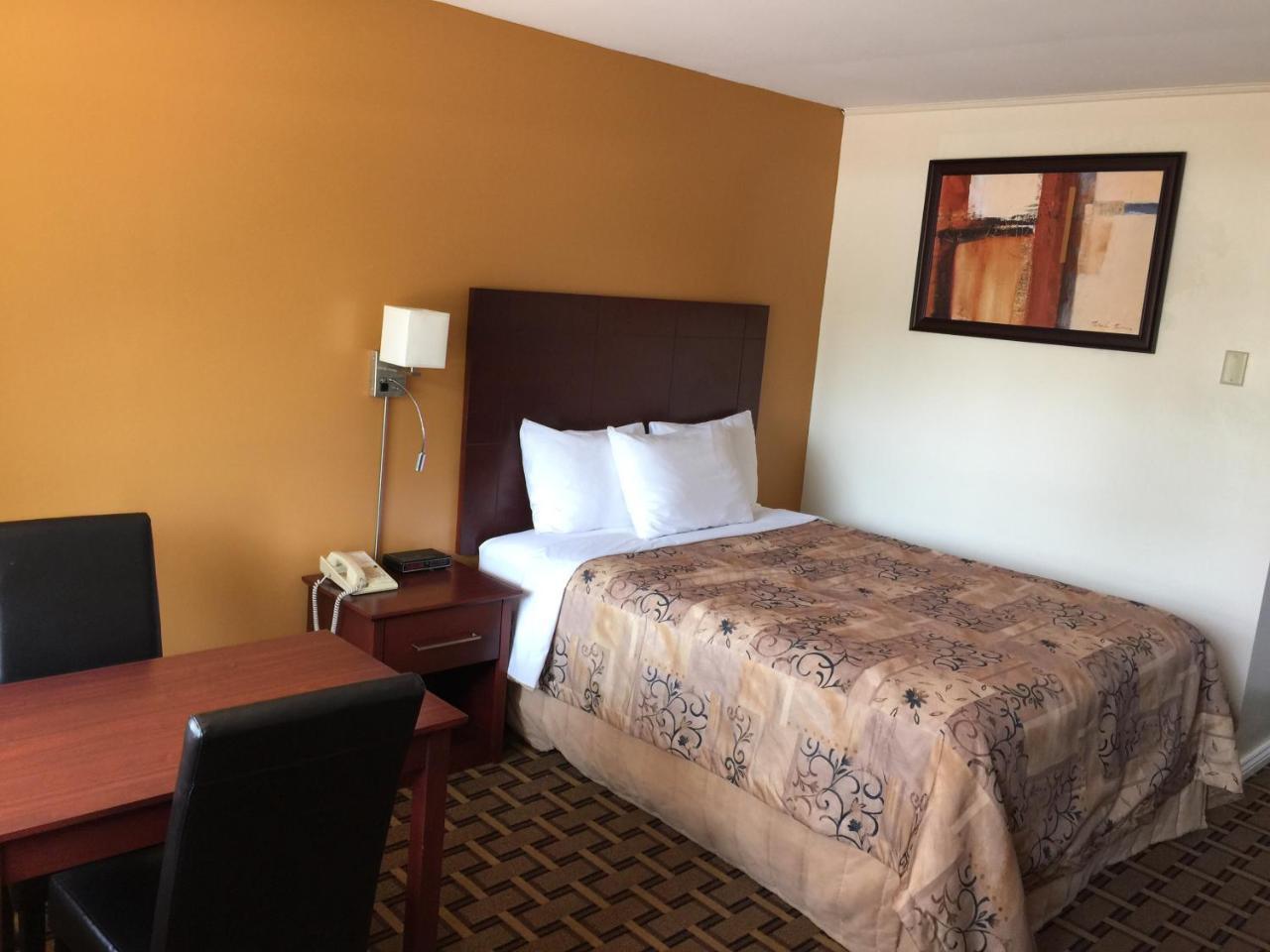 Park Place Motel & Suites Tweed Экстерьер фото