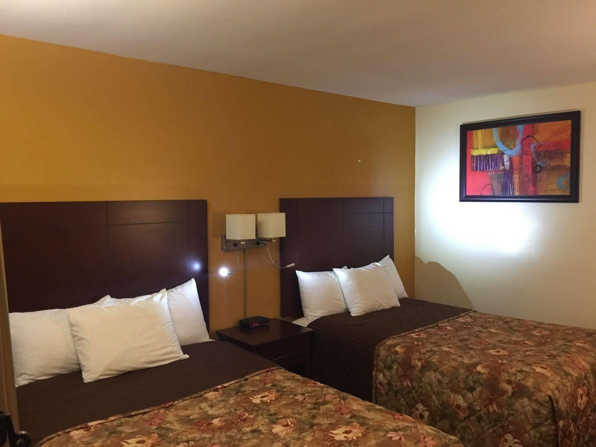 Park Place Motel & Suites Tweed Экстерьер фото
