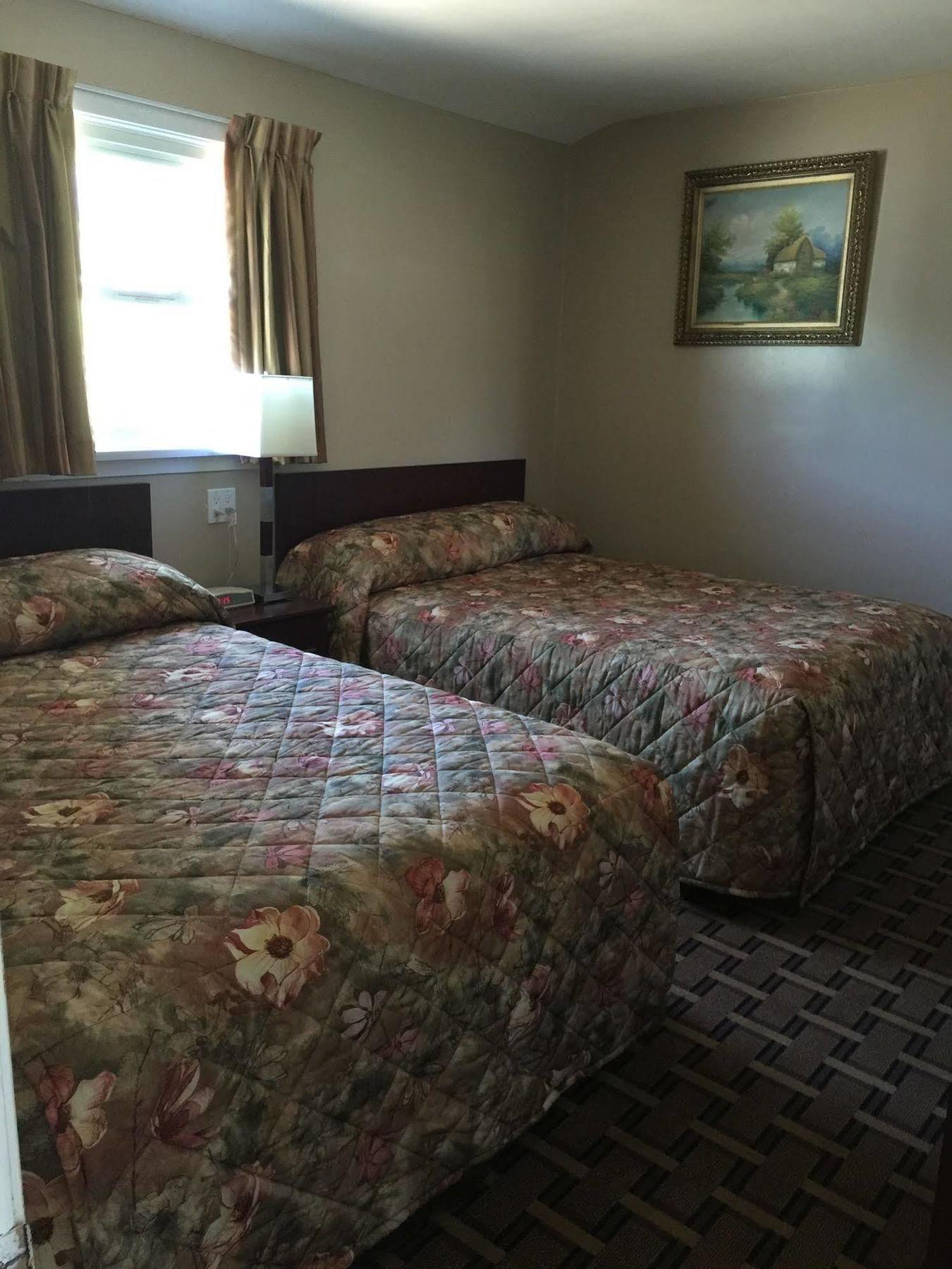 Park Place Motel & Suites Tweed Экстерьер фото